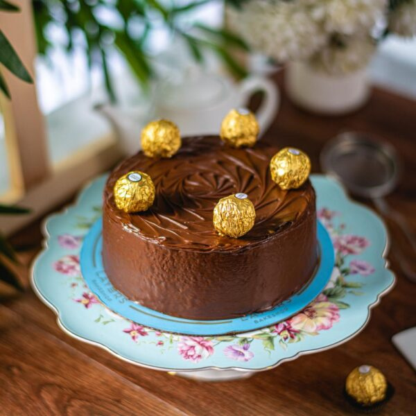 2.5lbs Ferrero Rocher Cake from Layers Bake Shop Delivery to Pakistan