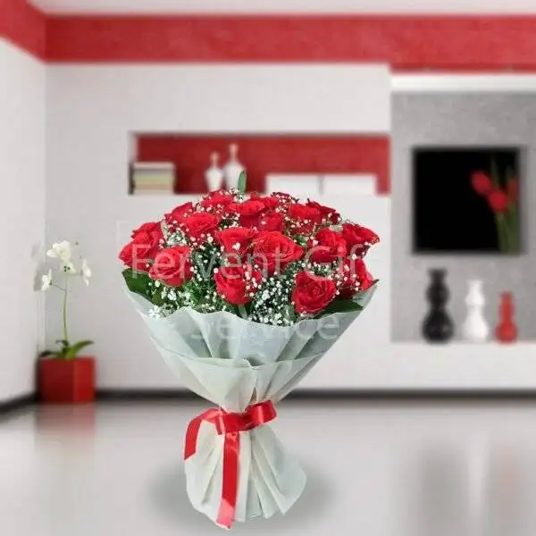 Aromatic Red Roses Bouquet Delivery to Pakistan