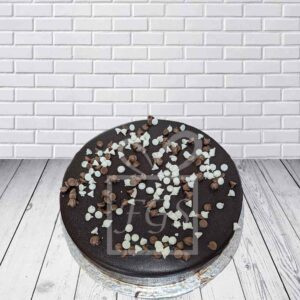 Send 2lbs Chocolate Chips cake from Data Bakers to Bahawalpur, Pakistan