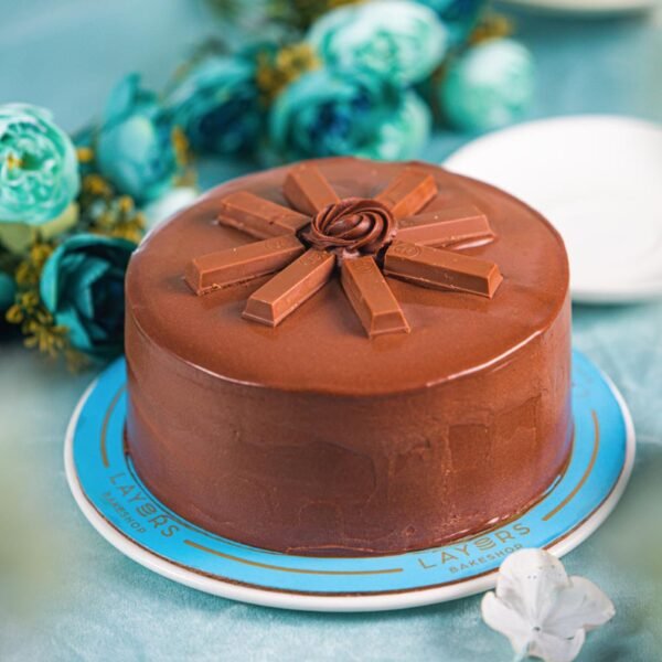 Send KitKat Chocolate cake from Layers Bakeshop to Pakistan